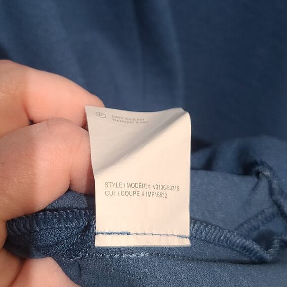 Vince 3/4 Sleeve Boucle Sheath Dress - Picture 5 of 6